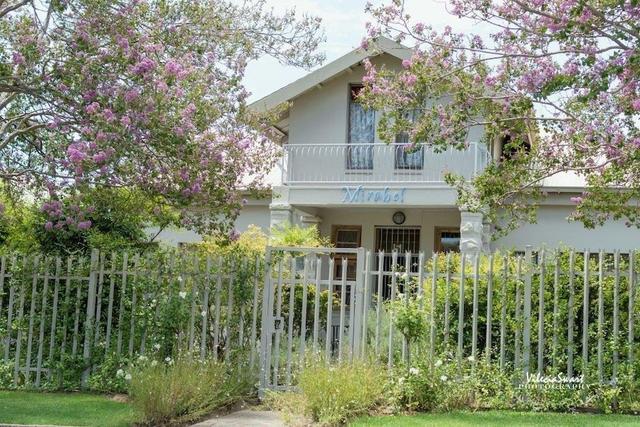 ميرابيل جيست هاوس