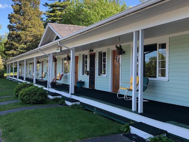 إيدن بروك موتل