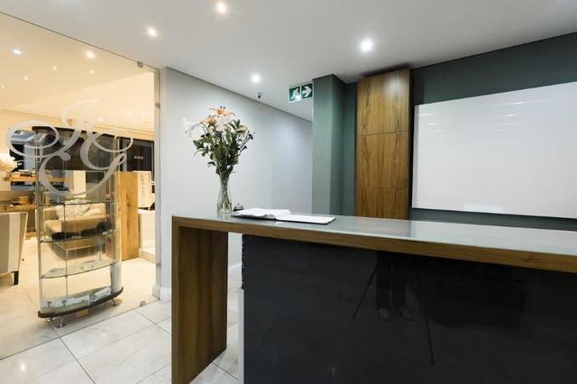 إيزانجو جايت