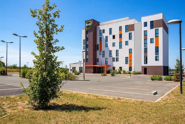 بي آند بي هوتل ليز هيربيير