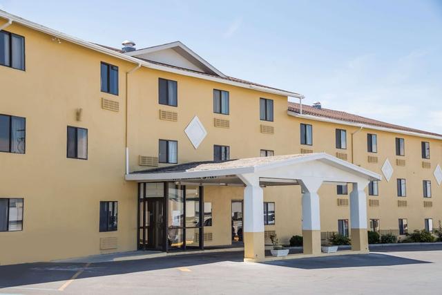 سوبر 8 باي ويندام جرايت فولز مونتانا