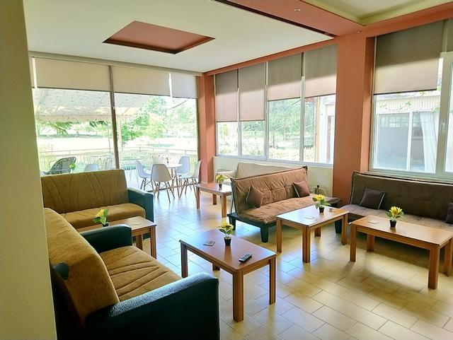 هوتل أسترون