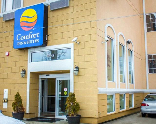 Comfort Inn & Suites JFK Airport