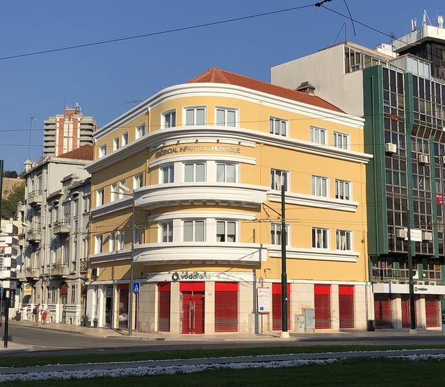 جيست هاوس إنفانتي دوم هنريكي