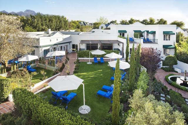 ماجيكا هاوس