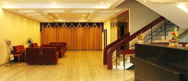 ذا جولدن بارك