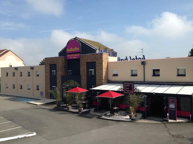 إنيشال باي بالادينز أمينز / لونجوي