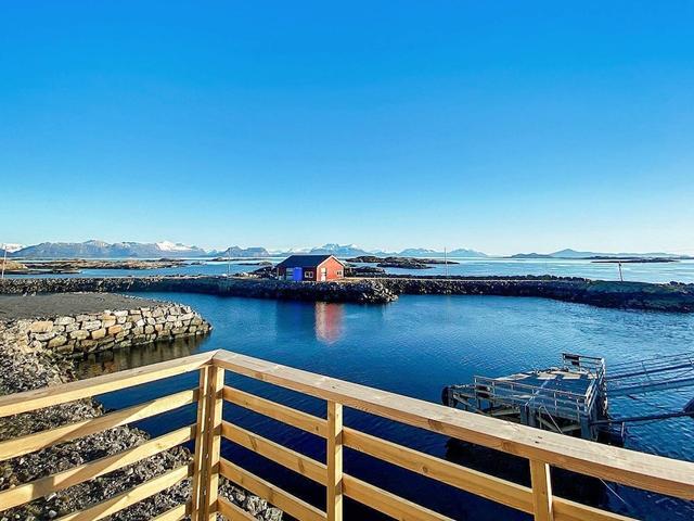 هوليداي هوم إن ساندوي