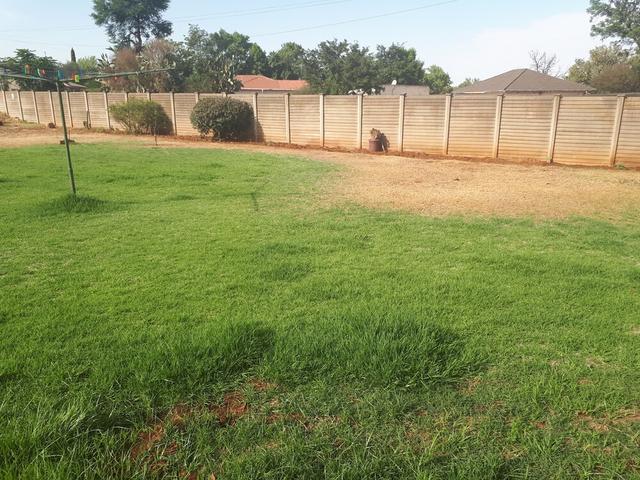 سي س - لاند جيست هاوس