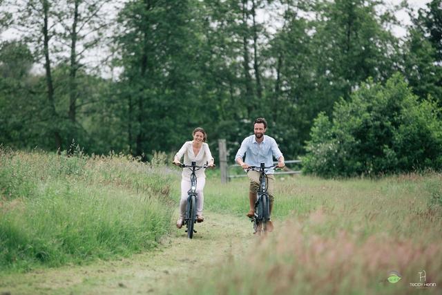 ليس آيرس إن سينز