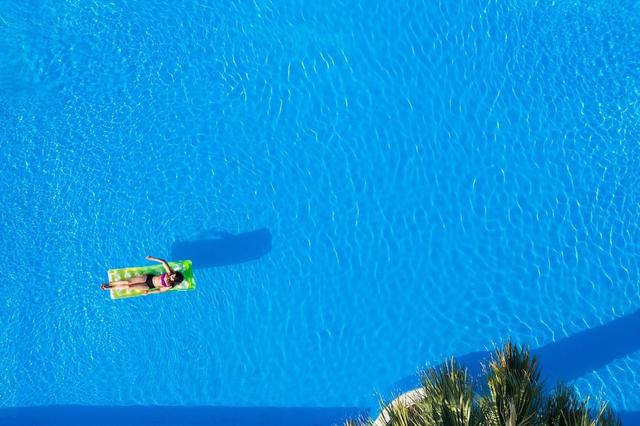 بيانكو أوليمبيكو بيتش ريزورت - بسعر شامل جميع الخدمات