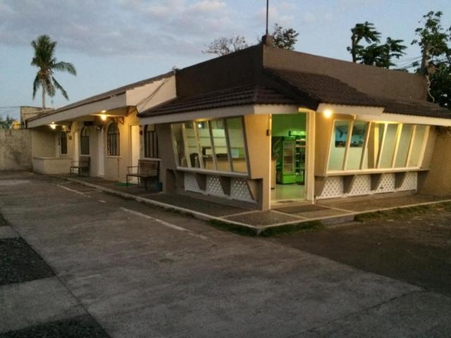 نايت آند داي إن