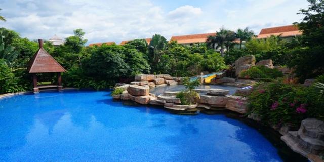 سانيا هاوهانبو جلوريا هوت سبرينج ريزورت