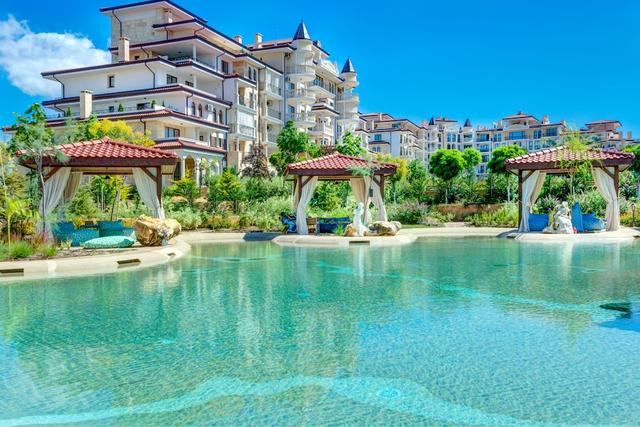 بوسايدون في آي بي ريزيدنس كلوب