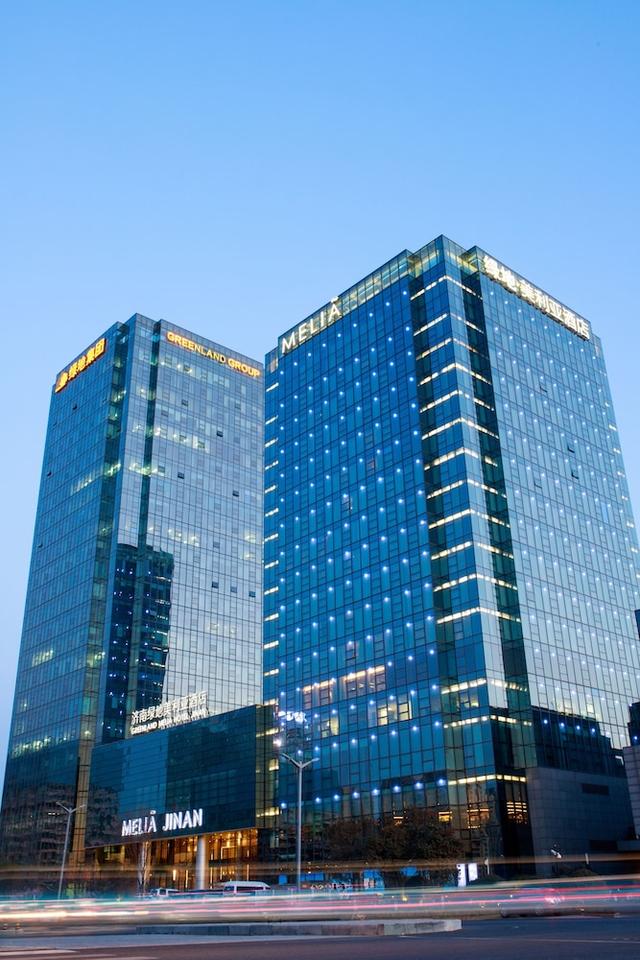 ميليا جينان