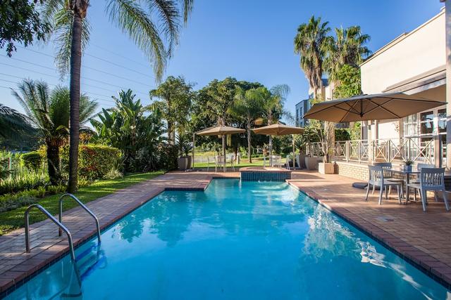 تاون لودج مبومبيلا