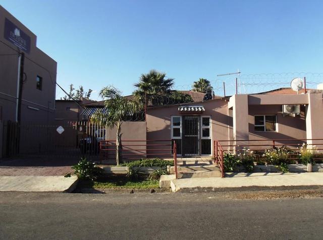 إن-تاون جويست لودج باريس