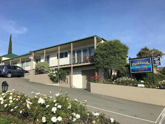 باركلاندز موتور لودج تيمارو