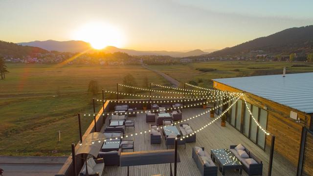 هوتل تيراس 8