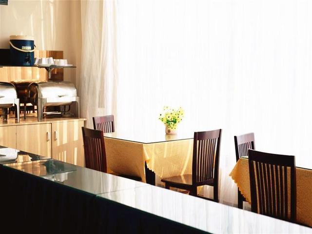 GreenTree Inn Shandong Heze Railway Station Business Hotel