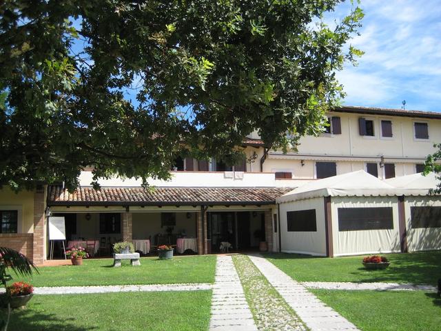 أجريتوريزمو كاسا شانجري لا