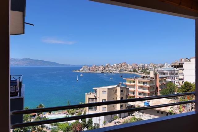 فيلا كريستل