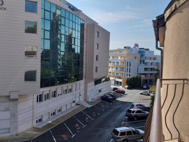 بيرلا أبارتمنتس