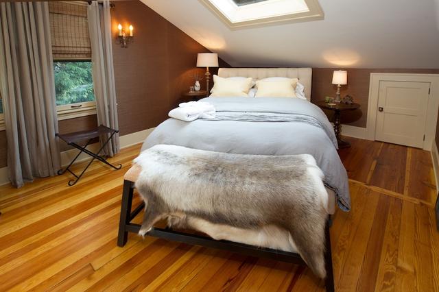 كاراز كوتيدجز آت إن. كلاريندون ستريت.