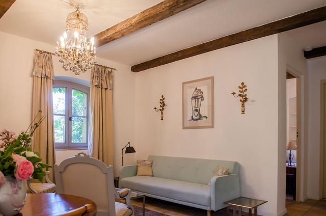 شاتو هيرميتيدج دي كومباس