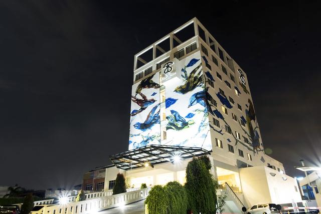 سينتيسا بينينسولا هوتل  باليمبانغ