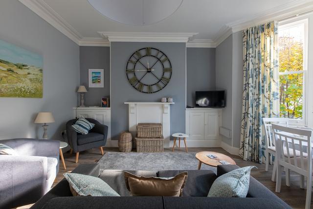 2 سوسيكس بليس