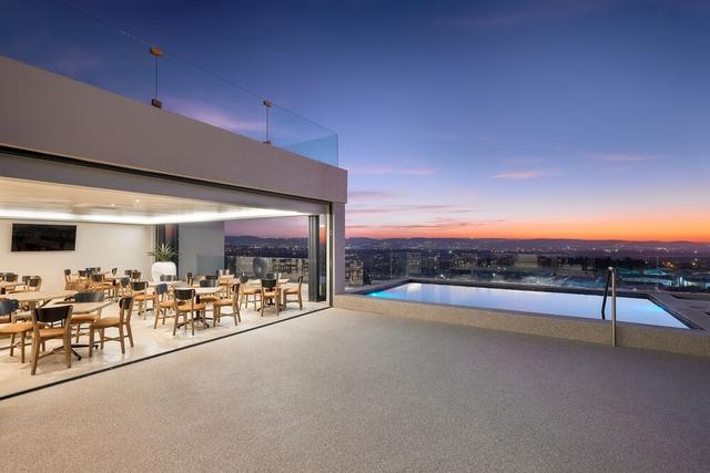 بلو بيري هيل هوتل