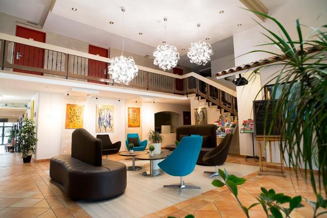 هوتل أرياني