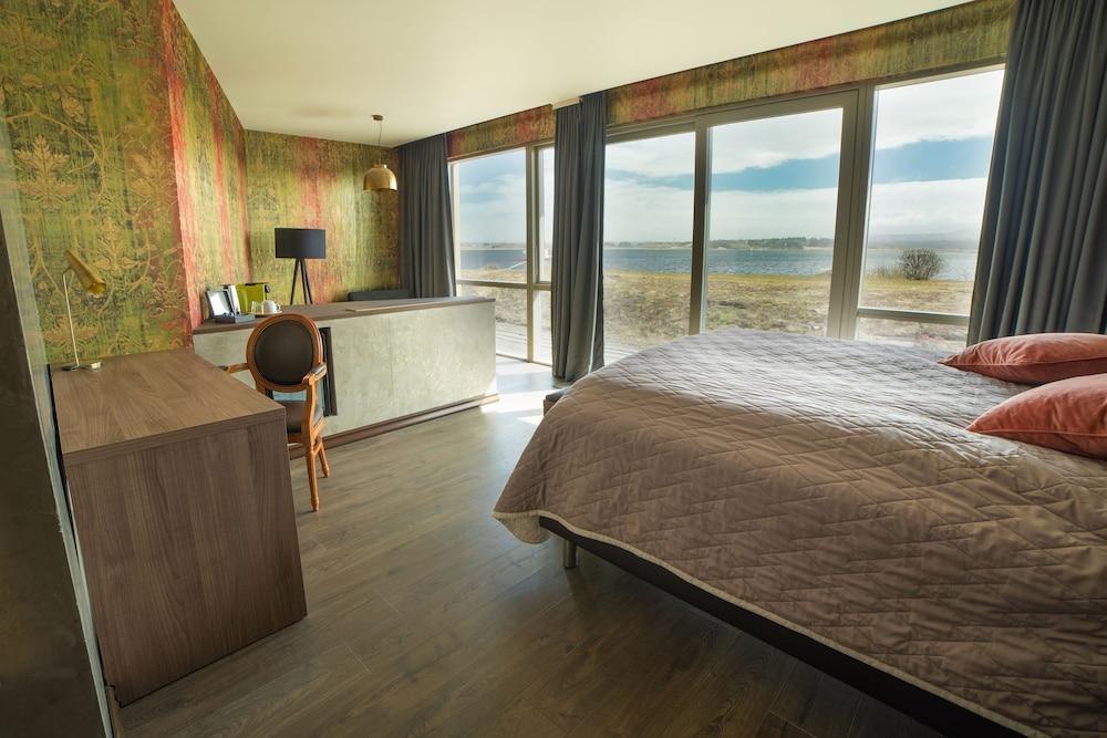 هوتل كريونيس - إيه سيتي هوتل باي ذا ليك