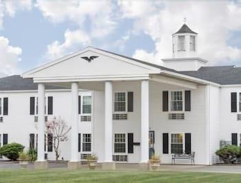 نايتس إن ساندوسكي أوهايو