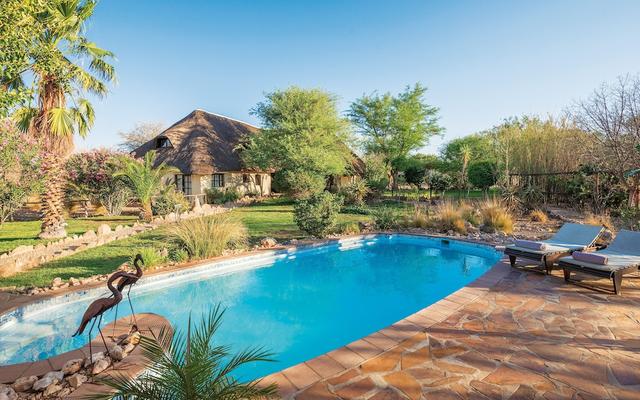 إيمانويل والديرنيس لودج