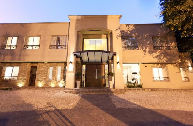 فيلا إيسيدرو هوتل بوتيك آند سبا