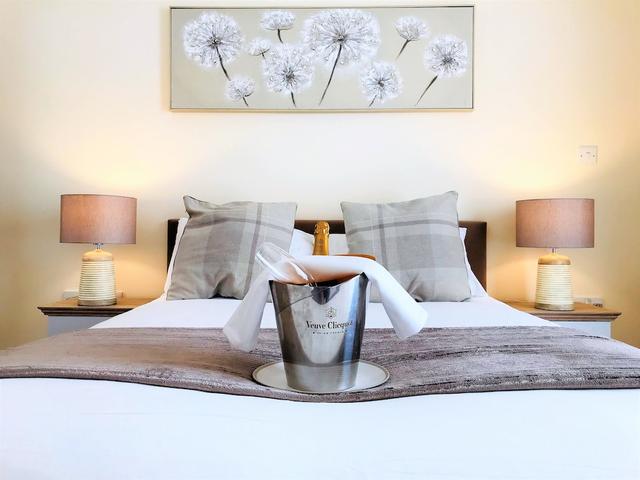 آيس هاوس أبارتمنتس