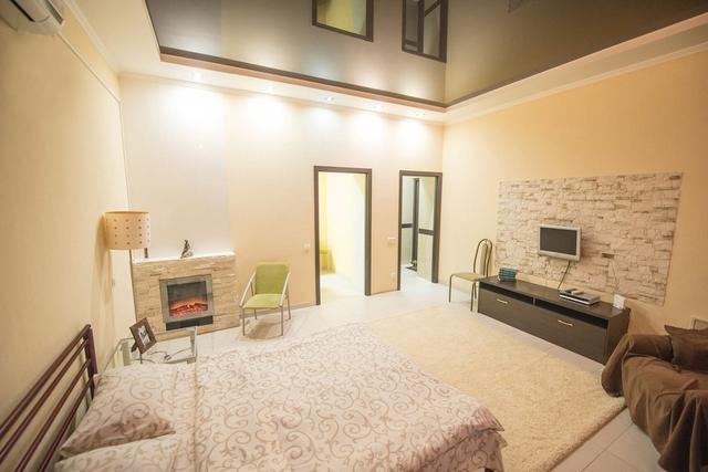 فلاتسيس أبارتمنت كوزنيشينايا 13