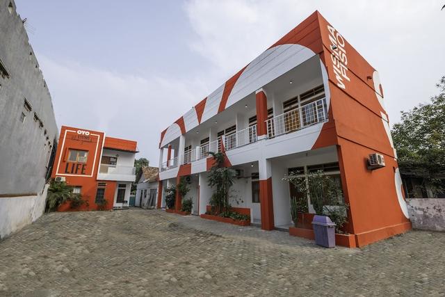 أو واي أو 1717 ويسما فيسيو سياريا