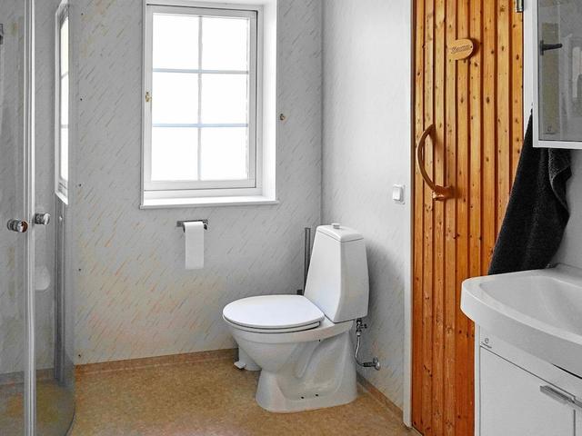 هوليداي هوم إن هينان