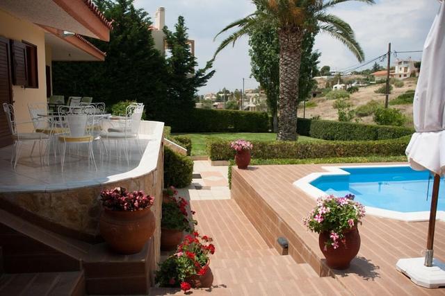 جورجيز لوكشري فيلا