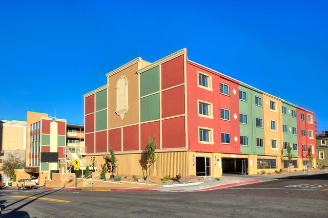 ليجاسي فاكيشن ريزورتس رينو