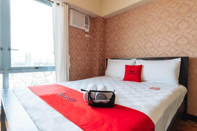 RedDoorz Premium @ Tivoli Mandaluyong