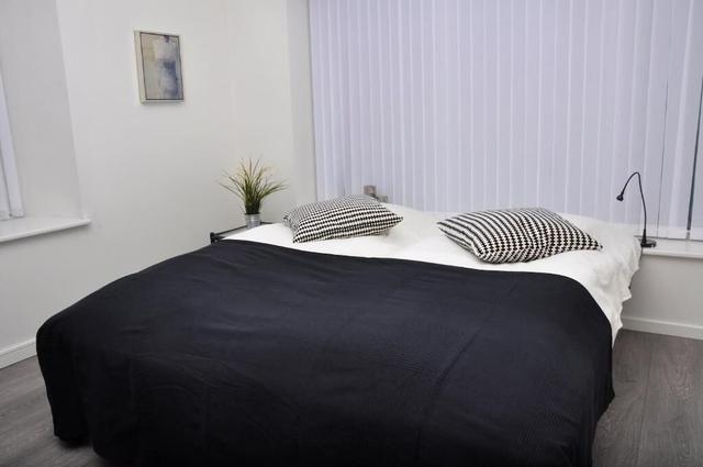 إيه تشارمينج فارم هاوس