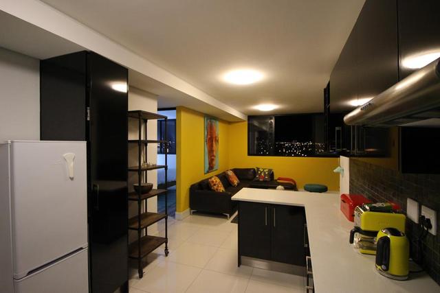 77 إندبندانس 136