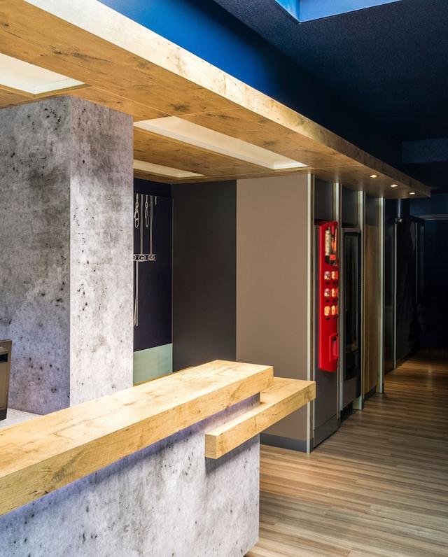 إيبيس بدجيت نانتس نورد سان هيربلين