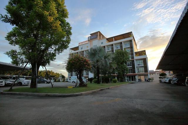 Taweesuk Residence