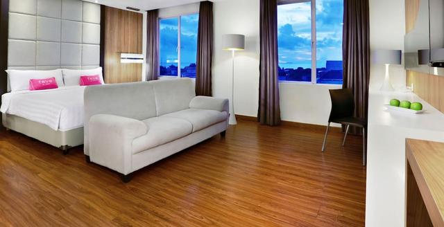 فيف هوتل أولو - بادانج