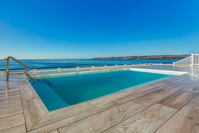 مارين مانور